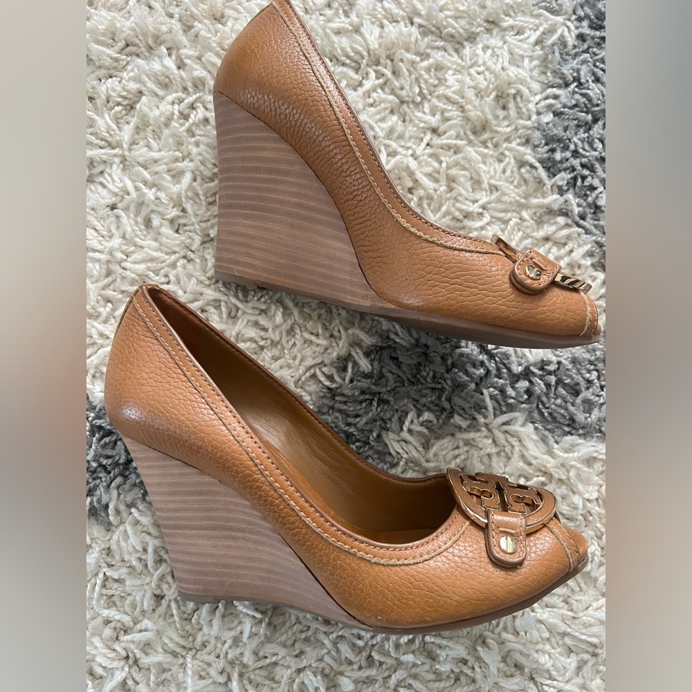 Tory Burch Peep-Toe Wedges – Classic Brown- Size 8 - Picture 2 of 5